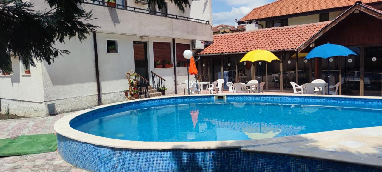 Family Hotel Saint Peter Святые Константин и Елена Экстерьер фото