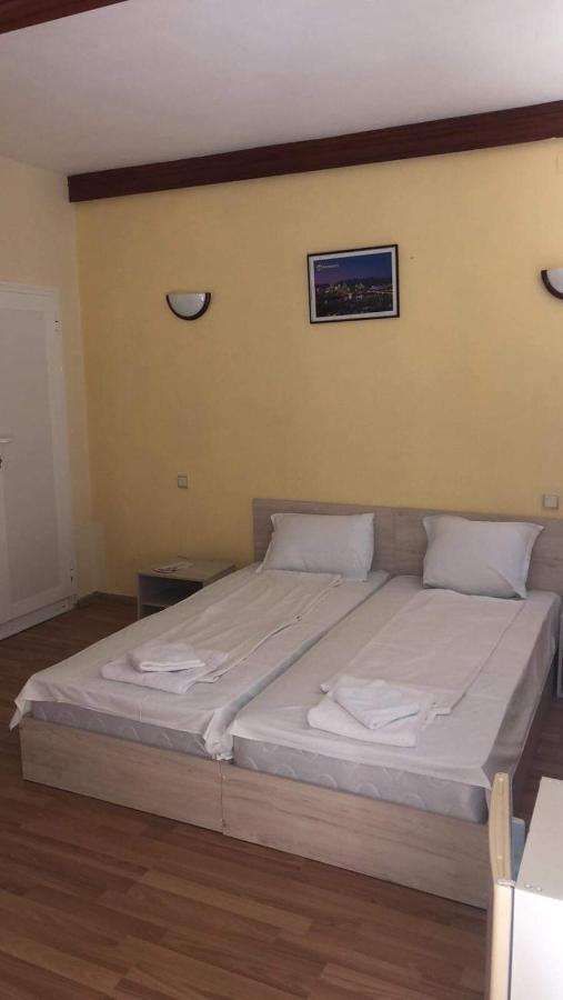 Family Hotel Saint Peter Святые Константин и Елена Экстерьер фото