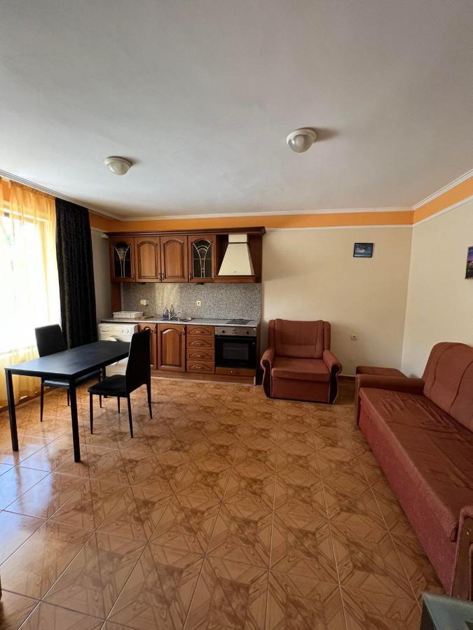 Family Hotel Saint Peter Святые Константин и Елена Экстерьер фото